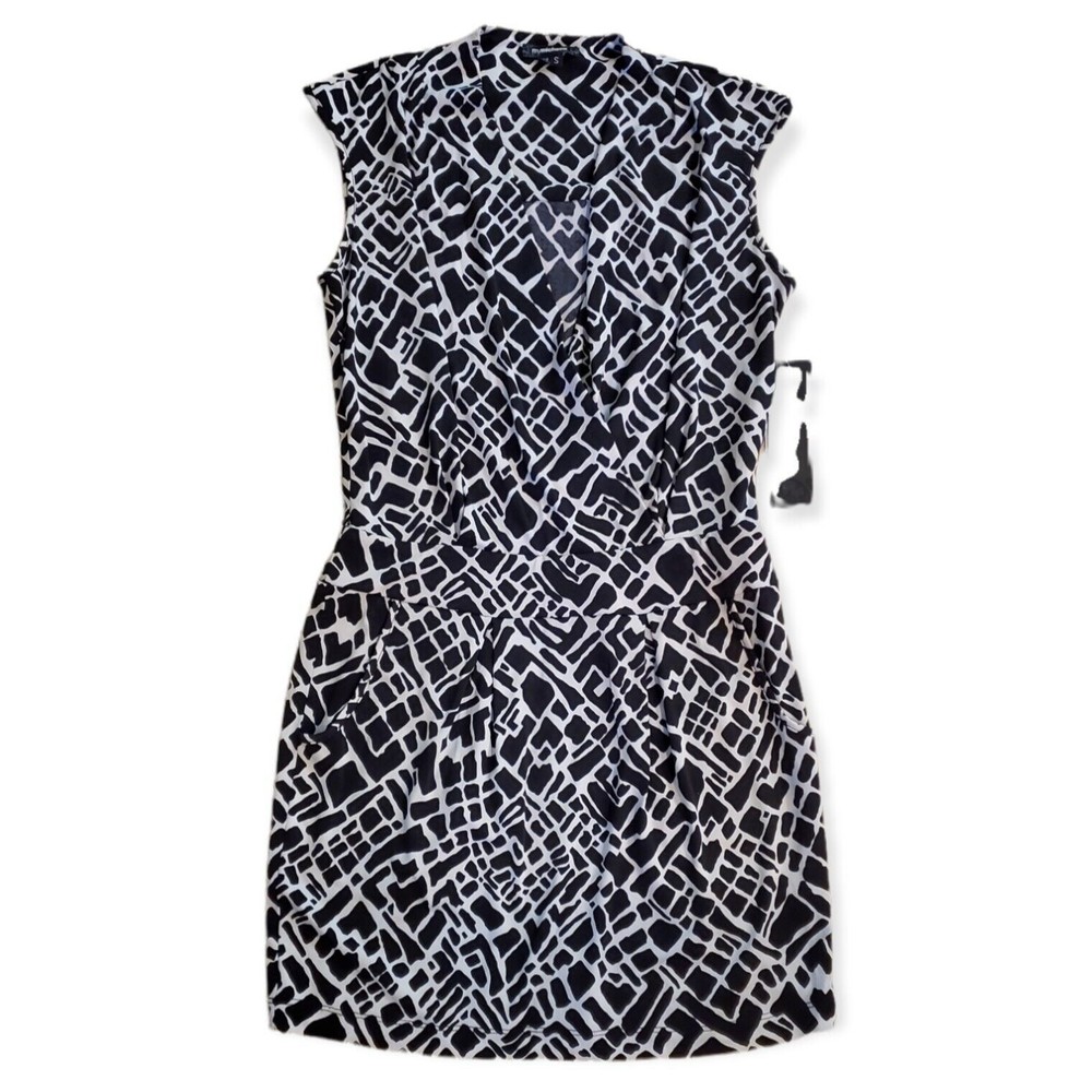 My Michelle Womens Juniors Size Small Dress Black White Sleeveless Knee Length